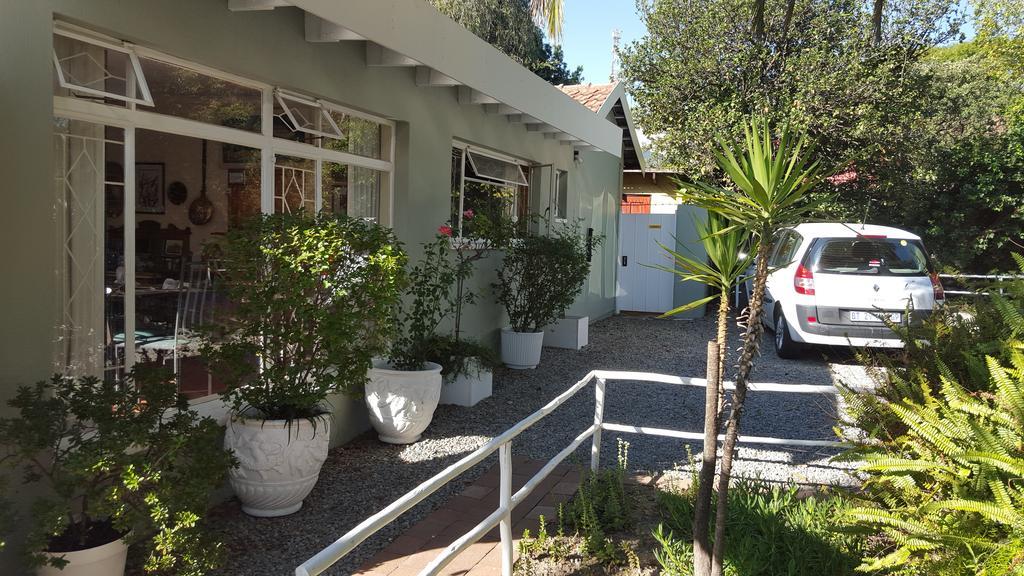 Old Umtali Guest House โจฮันเนสเบิร์ก ภายนอก รูปภาพ