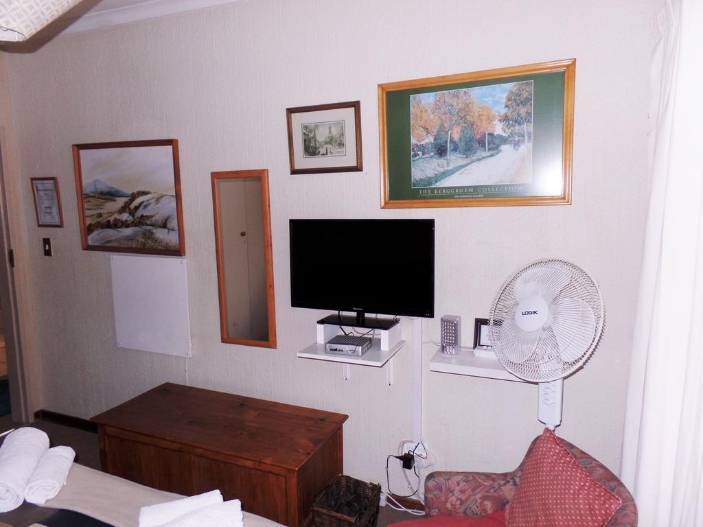 Old Umtali Guest House โจฮันเนสเบิร์ก ภายนอก รูปภาพ